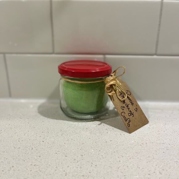 Rosie’s Playdough & Crafts! 🎨 - Picture 4 of 7